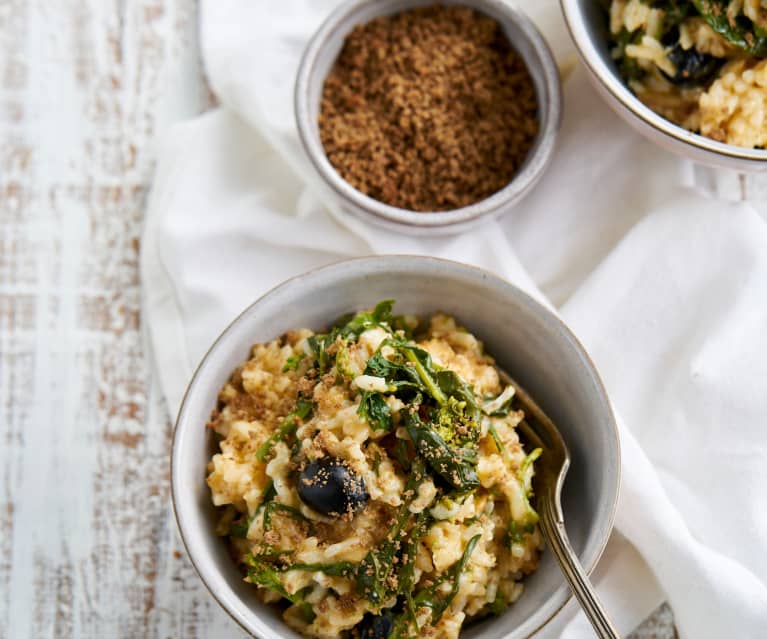 Risoto de bacalhau com grelos e broa de avintes