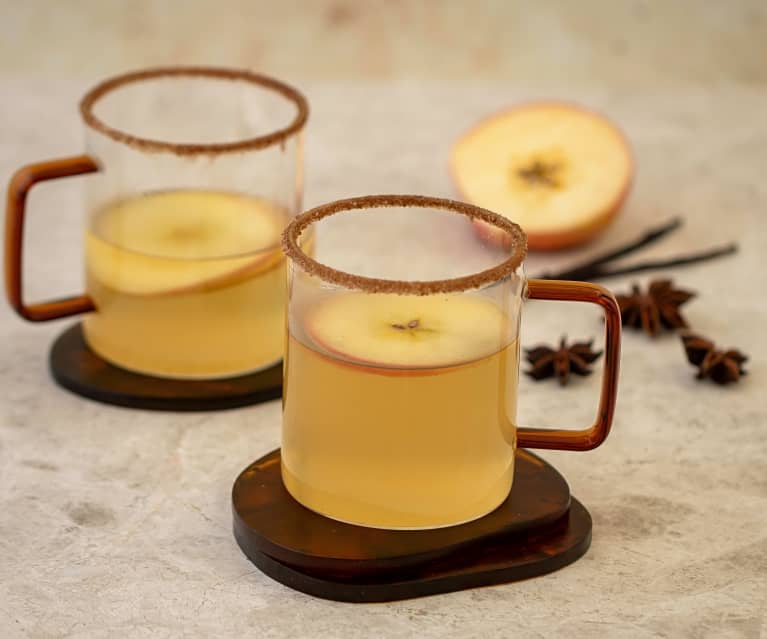 Mulled white wine