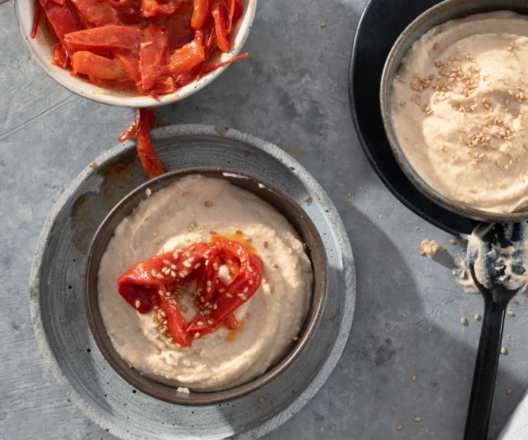 Hummus de judías blancas con pimientos