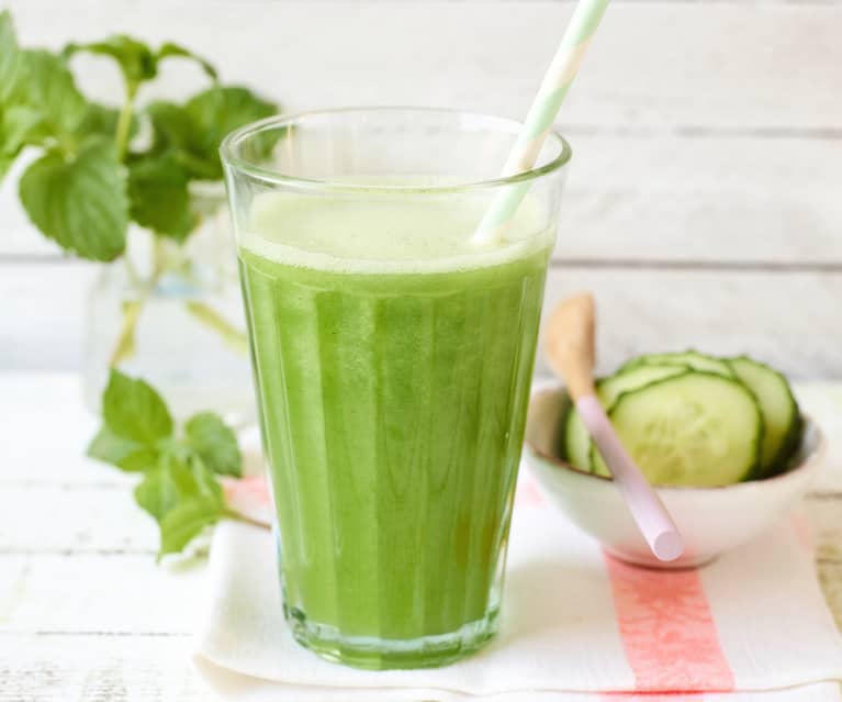 Smoothie de pepino e hortelã