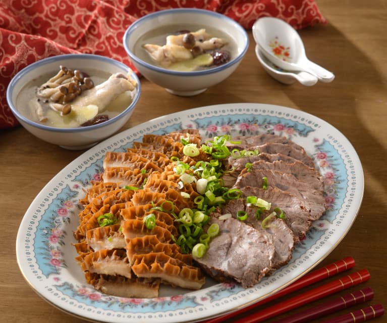 香卤牛肉拼盘&鲜菇红枣鸡汤盅