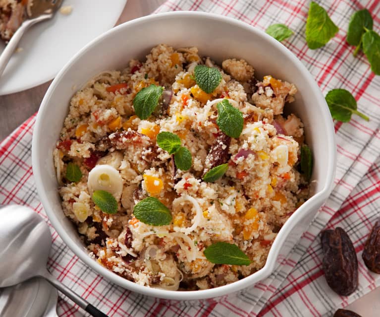 Cuscús de coliflor con dátiles