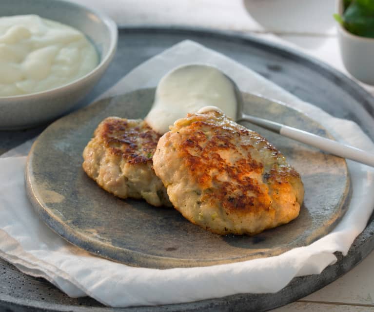 Hamburguesas de pollo con puré de patatas