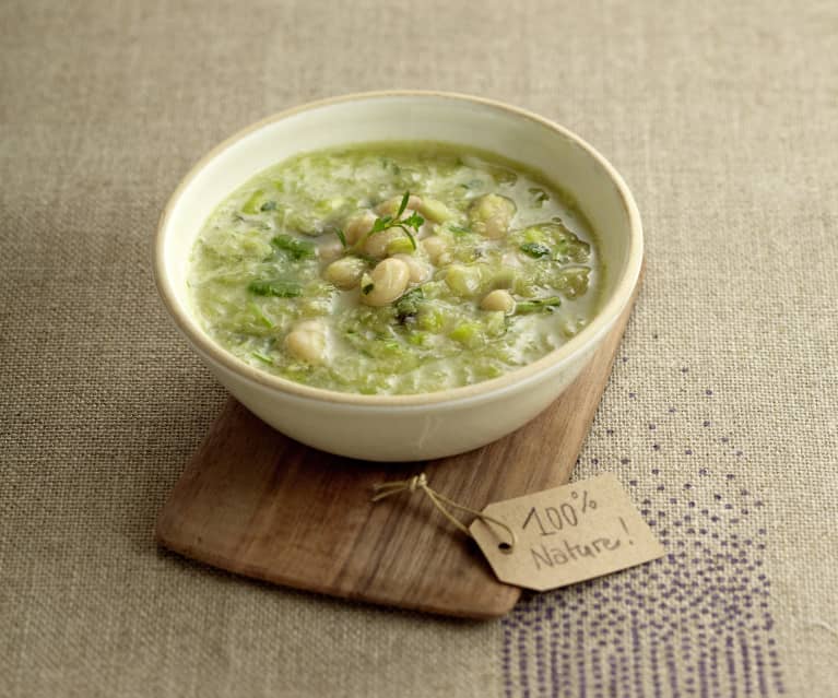 Soupe de haricots blancs