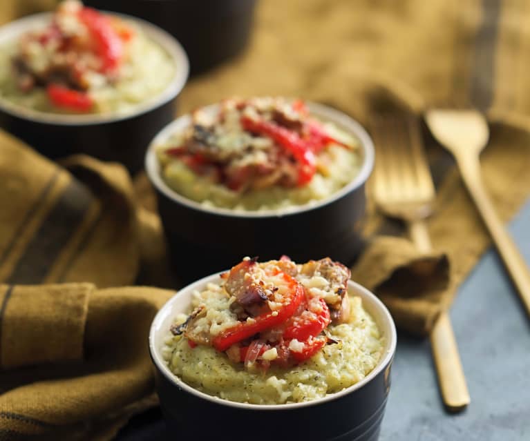 Puré de batata e brócolos com frango gratinado