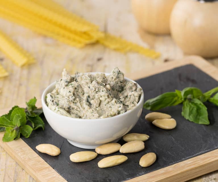 Pesto alle erbe aromatiche