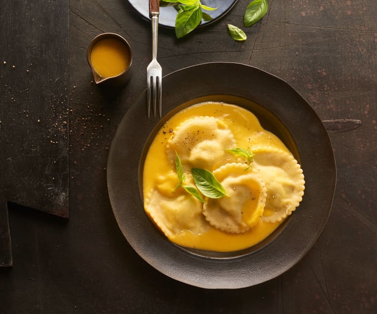 Ravioli mit Ricotta-Käse-Füllung