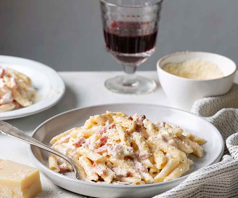 Macarrones a la carbonara Macarrones a la carbonara