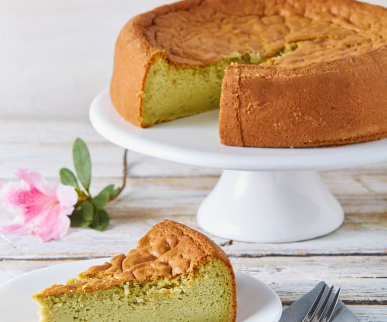 Cheesecake esponjoso de matcha