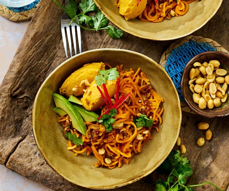 Veganes Süßkartoffel-Pad-Thai