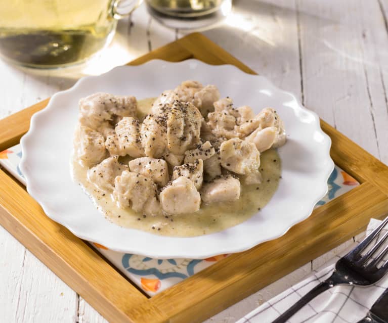 Pollo al vino bianco e farina integrale di grano saraceno