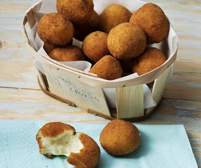 Croquetas de bacalao con queso manchego