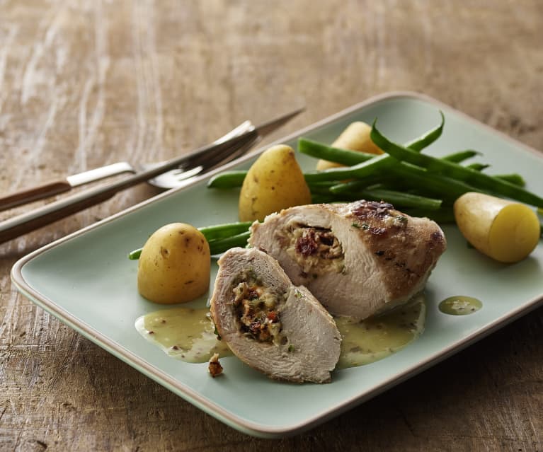 Involtini di pollo ai mirtilli e Camembert