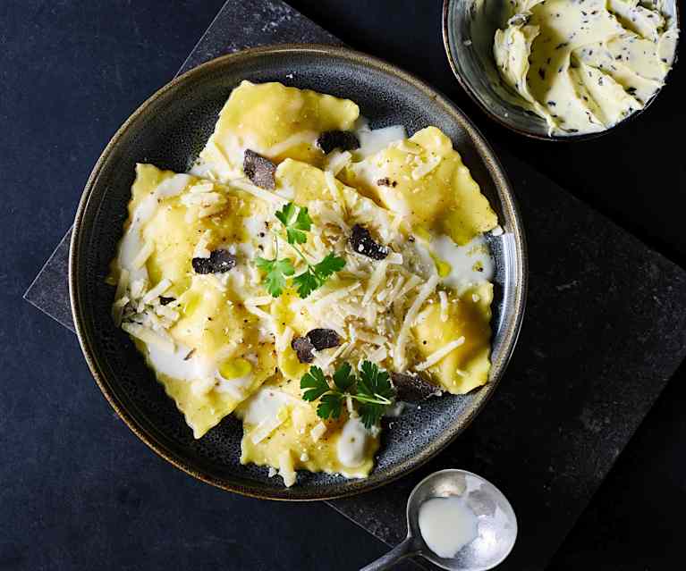 Raviolis à la truffe et au parmesan Raviolis à la truffe et au parmesan