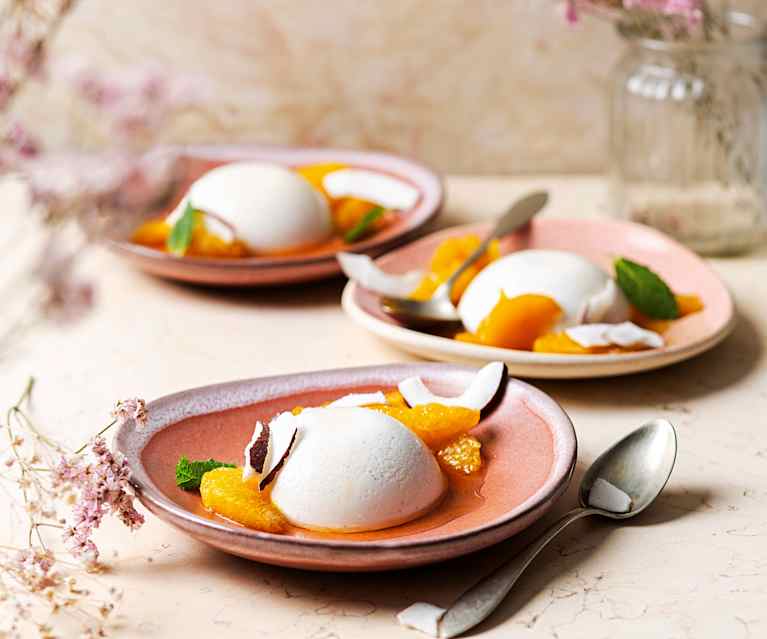 Panna cotta con cocco e arance caramellate