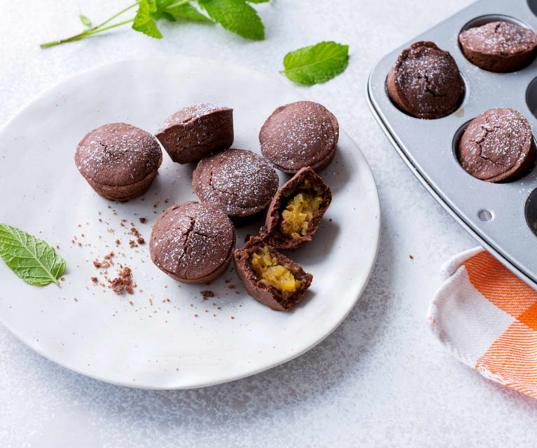 Minitartaletas de chocolate con manzana