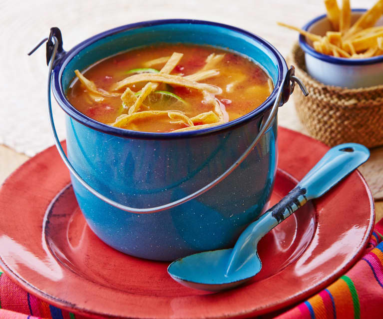 Sopa de lima yucateca