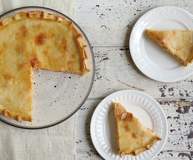 Tarta de jamón, queso y tomate