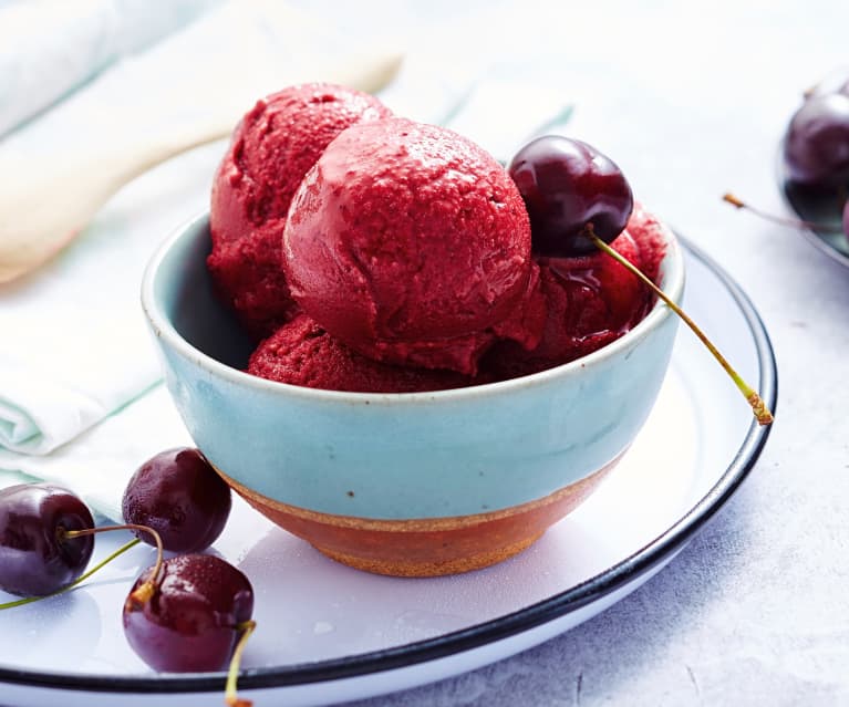 Sorbet cerise et lait de coco