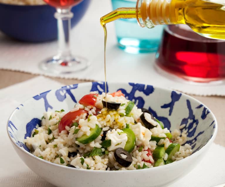 Ensalada griega de arroz