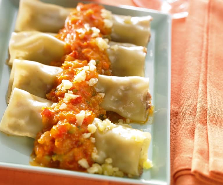 Cannelloni di carne con sugo alle verdure