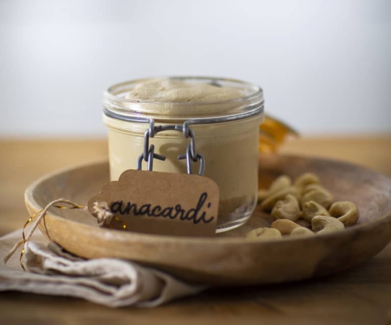 Crema di anacardi