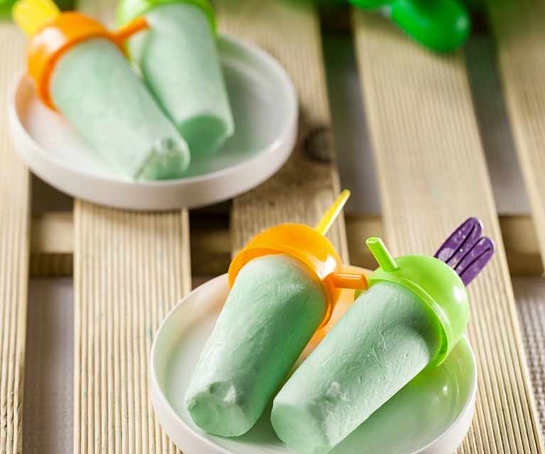 Ghiaccioli cremosi latte e menta Ghiaccioli cremosi latte e menta