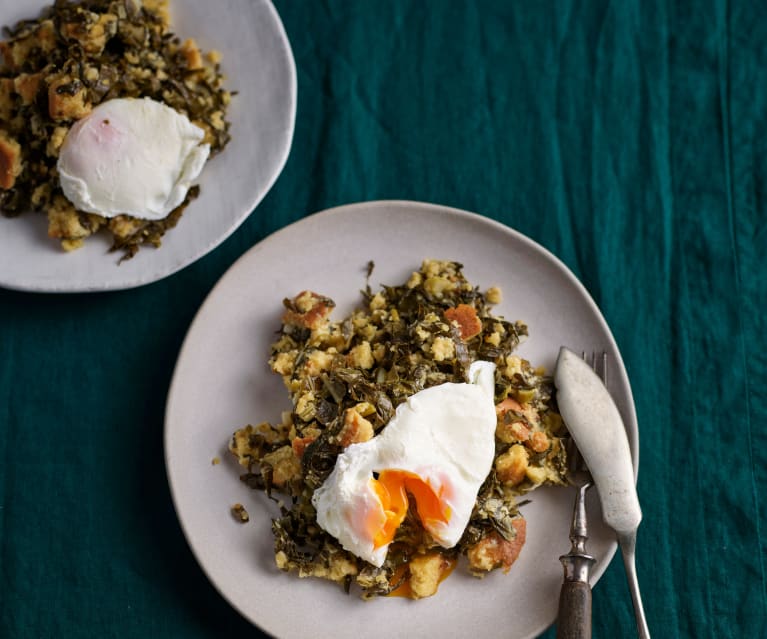 Migas de grelos com ovo escalfado