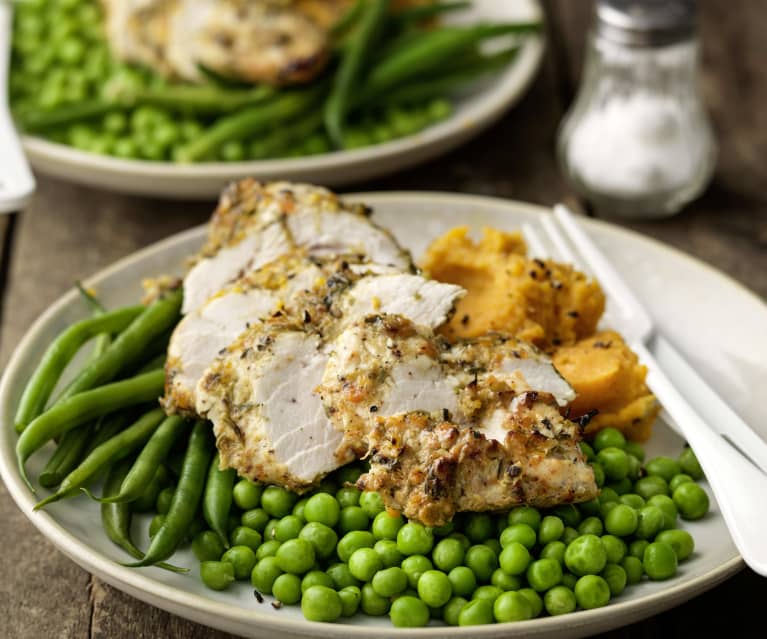 Frango à Jamaicana com puré de batata e legumes