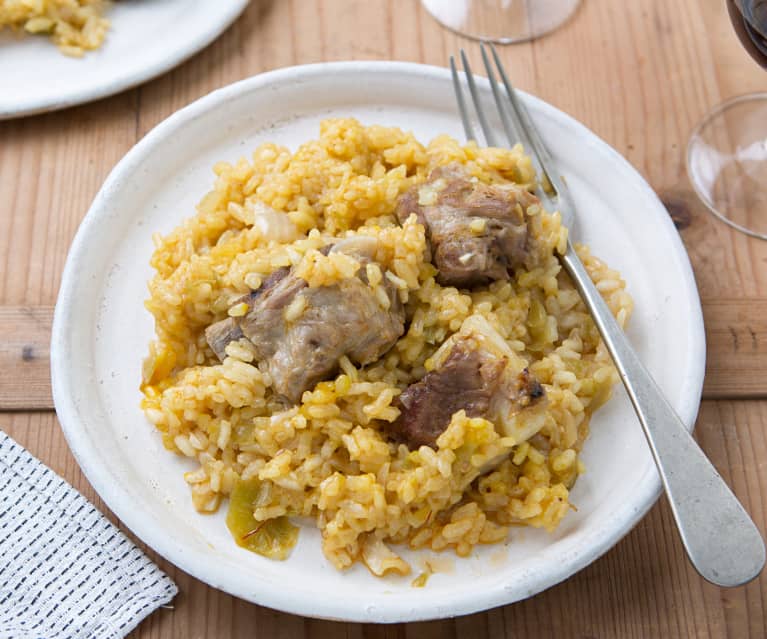 Arroz con punta de costilla de cerdo