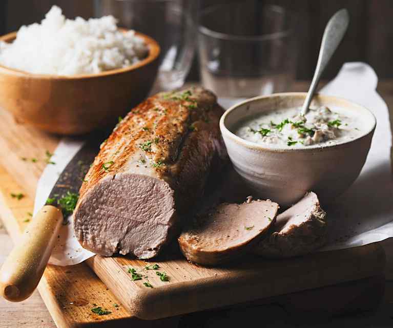 Filet de porc au four avec du riz Filet de porc au four avec du riz