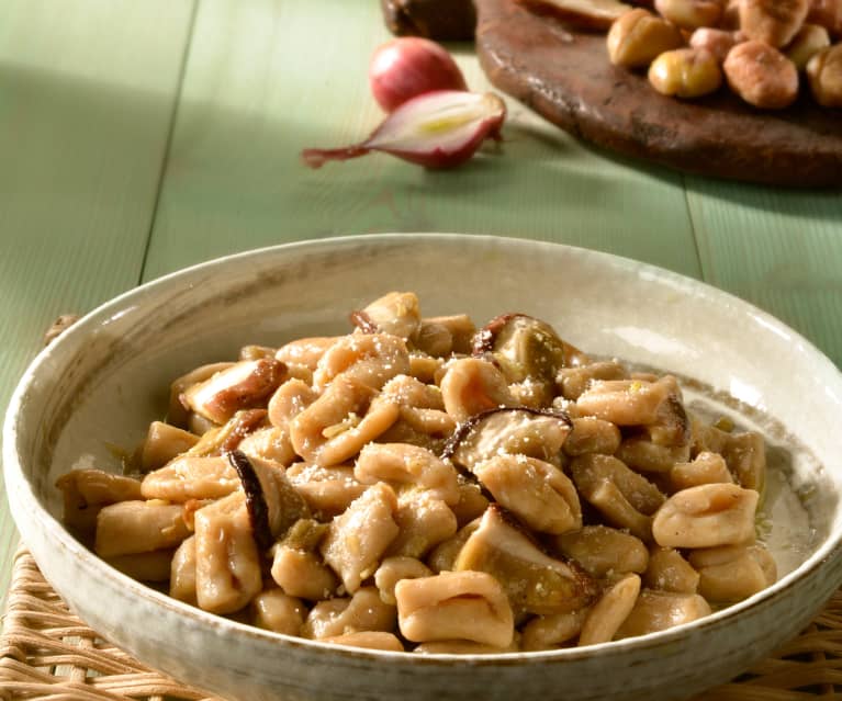 Gnocchi di castagne ai funghi