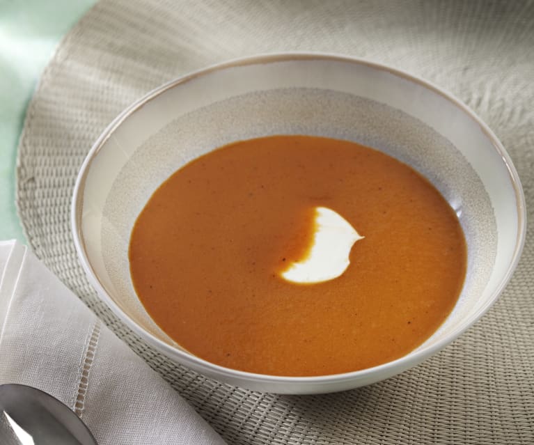 Crème de poivron rouge et soupe au gingembre