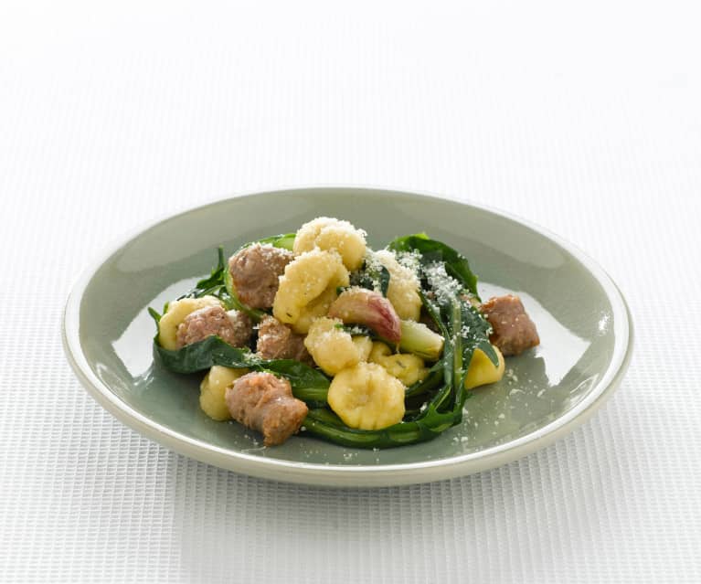 Gnocchi di lenticchie con luganega