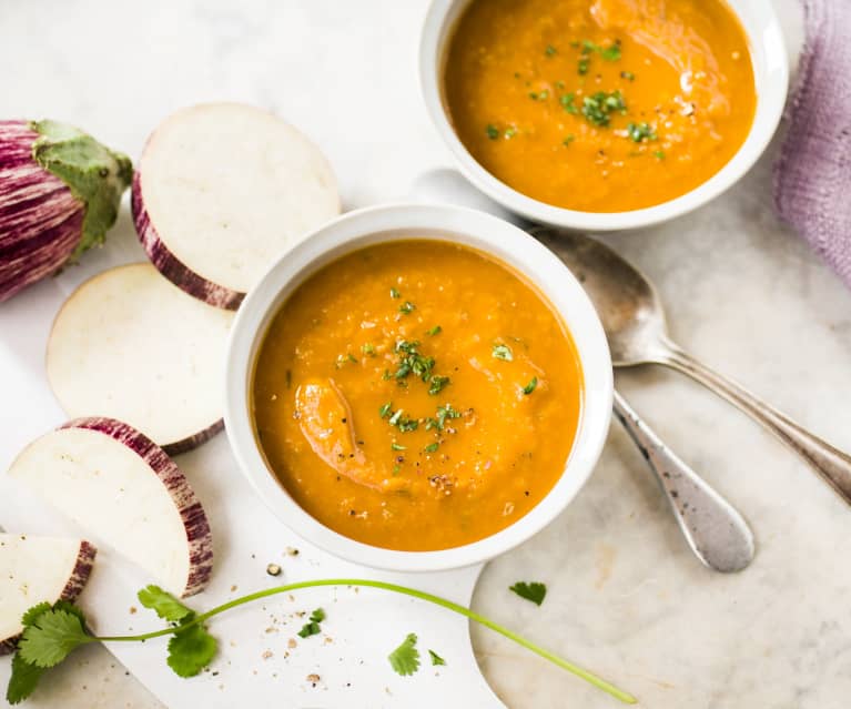 Soupe d'aubergine épicée