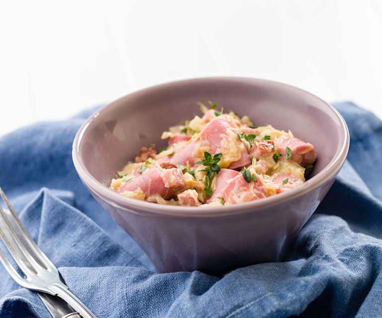 Salsichas frescas com alho-francês e limão Salsichas frescas com alho-francês e limão