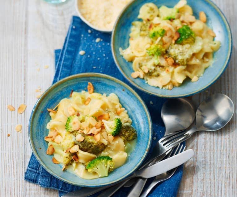 One pot orecchiettes, brocoli et amandes grillées