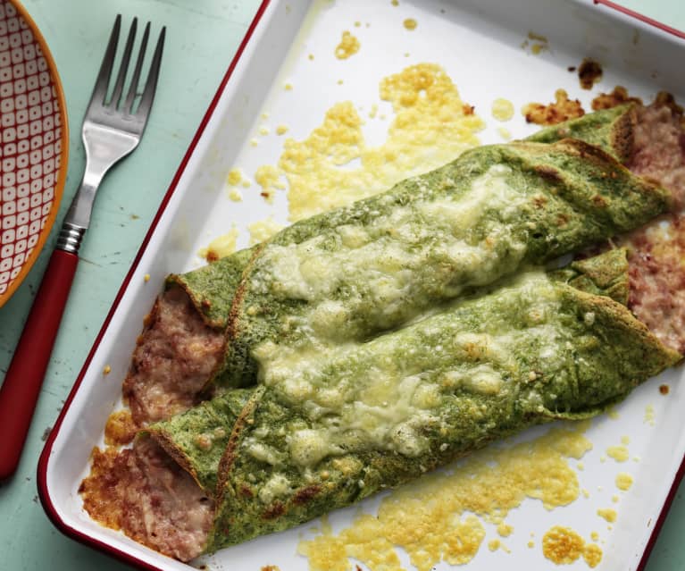 Green pancakes with ham and cheese