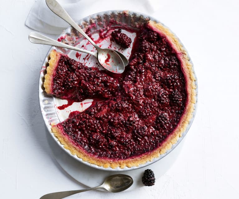 Tarta de moras con masa sablé de almendra