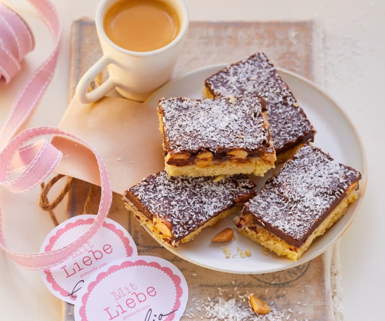 Shortbread mit Kokos-Toffee, Mandeln und Schokolade