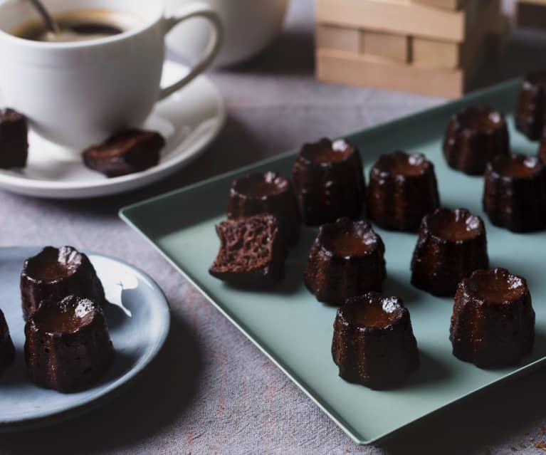 Cannelés de chocolate