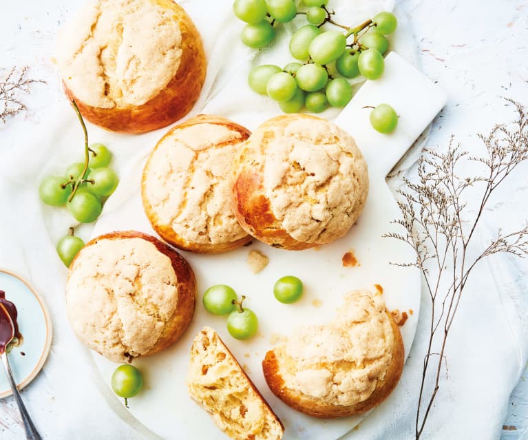 Petites brioches aux raisins et craquelin vanille