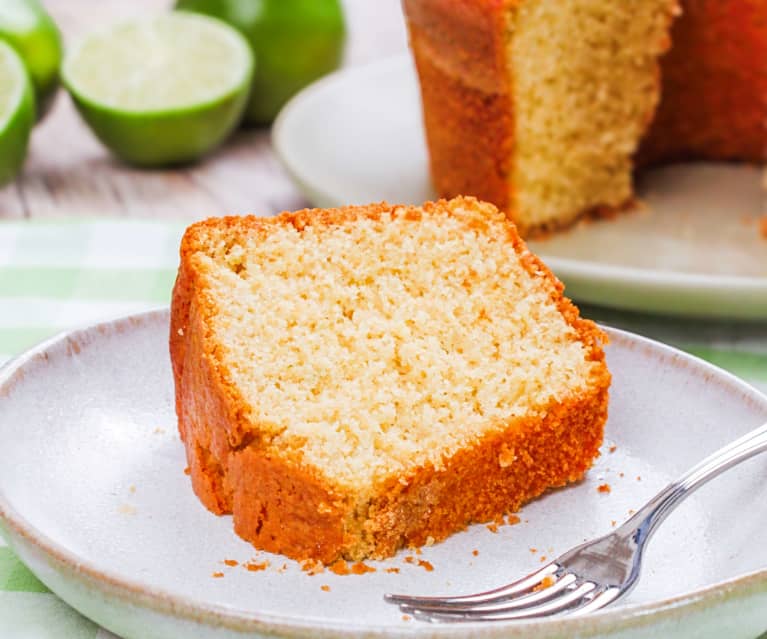 Bolo de iogurte com limão sem glúten