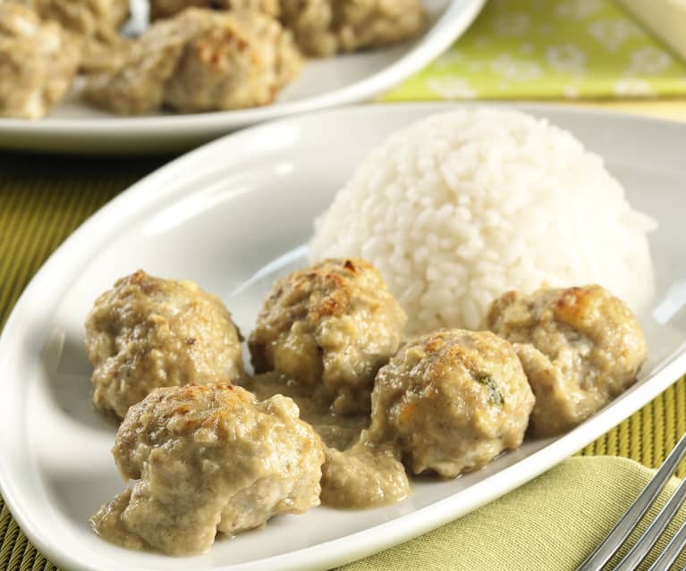 Albóndigas con salsa de champiñones