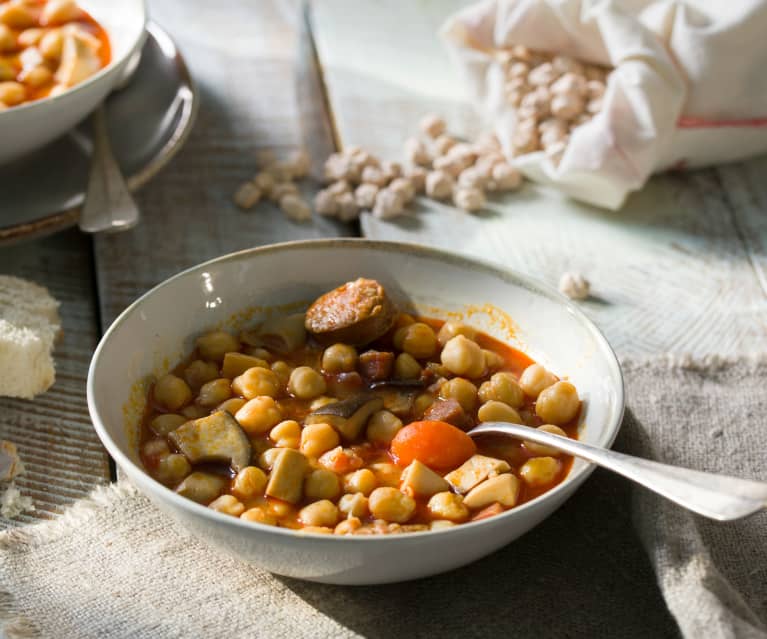 Garbanzos con boletus y chorizo (Cocción lenta)