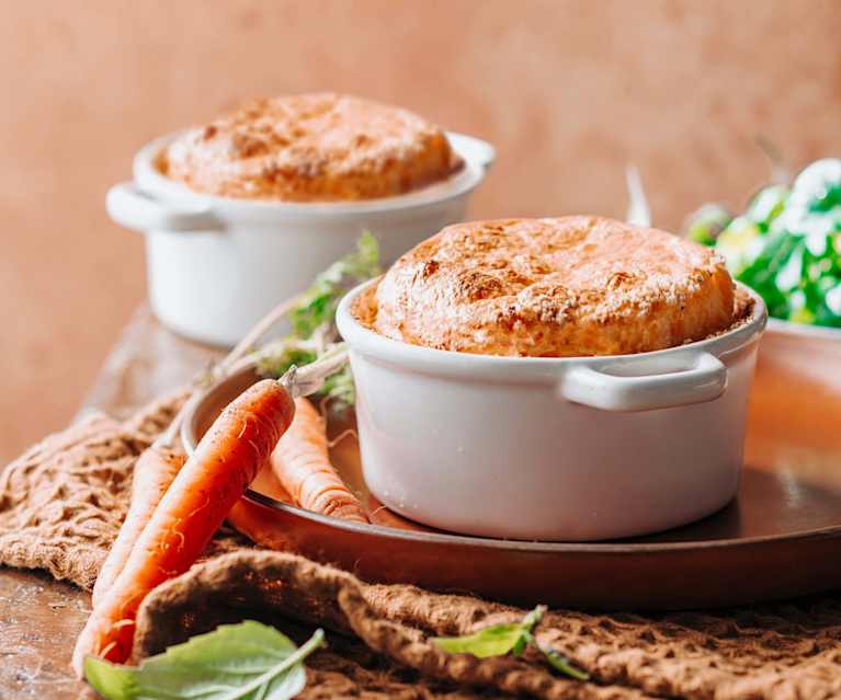 Soufflé aux carottes, cheddar et noisette Soufflé aux carottes, cheddar et noisette
