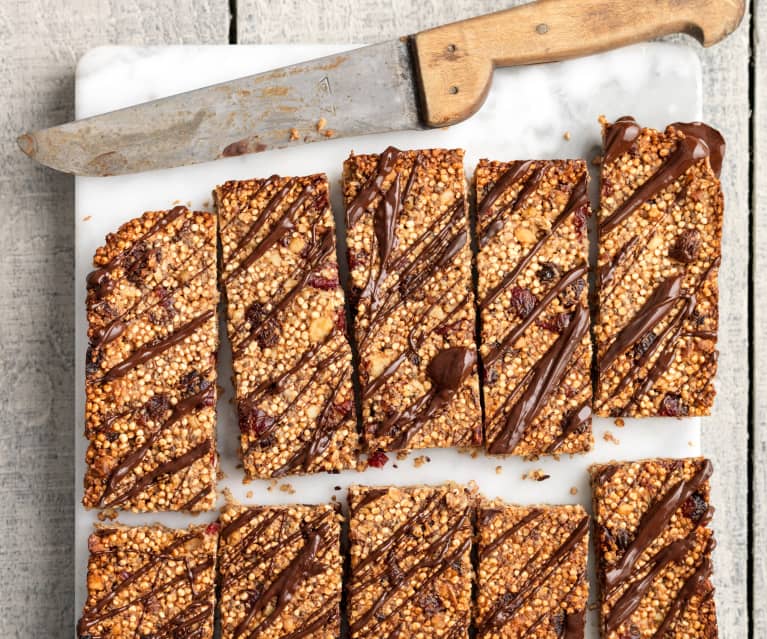 Barrette di quinoa, chia, banana e mirtilli