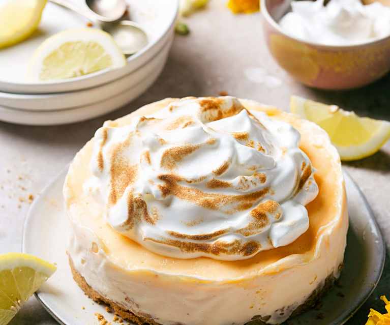 Tarta helada de limón y merengue Tarta helada de limón y merengue