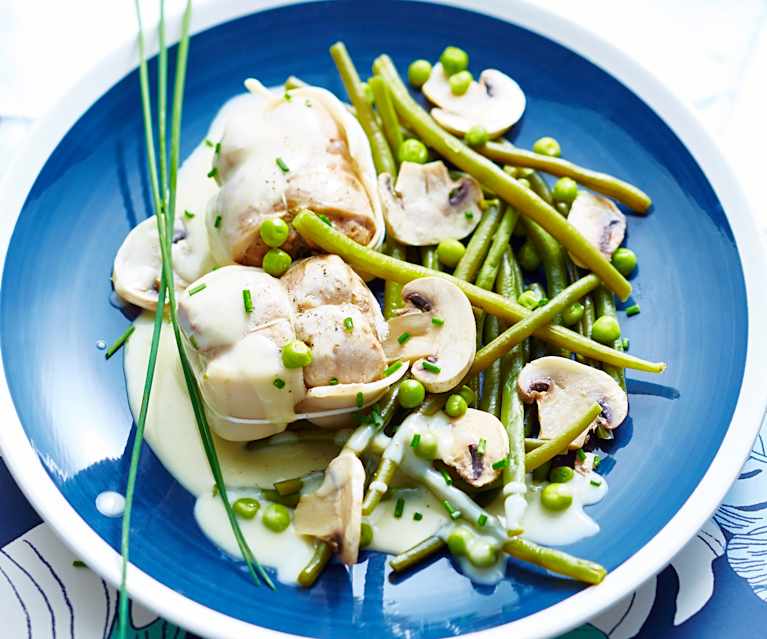 Paupiettes de veau en sauce, champignons et légumes Paupiettes de veau en sauce, champignons et légumes