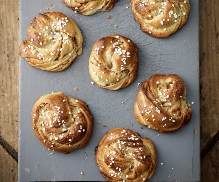 Kanelbullar - Swedish Cinnamon Buns